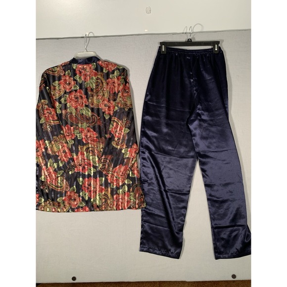 Vintage‎ Victoria's Secret Gold Label Floral Satin Pajama Set Small Navy Roses - Picture 5 of 15